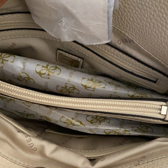 New GUESS Shawna Pebble Cali Satchel - Picture 12 of 12